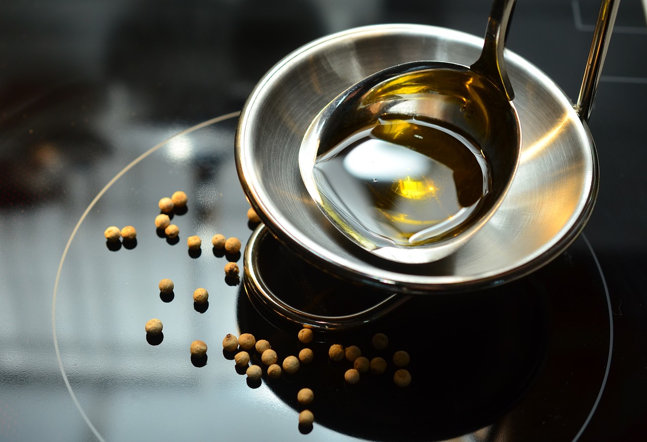Composizione olio di oliva: di che cosa è fatto l’oro verde?
